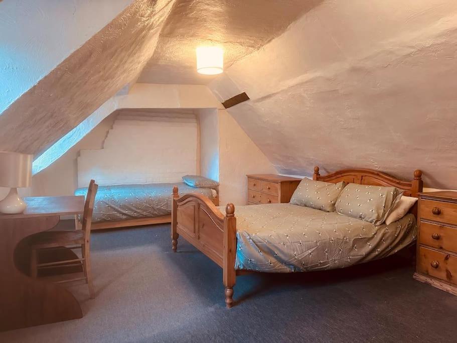 Characterful House In - Near London * Hertford